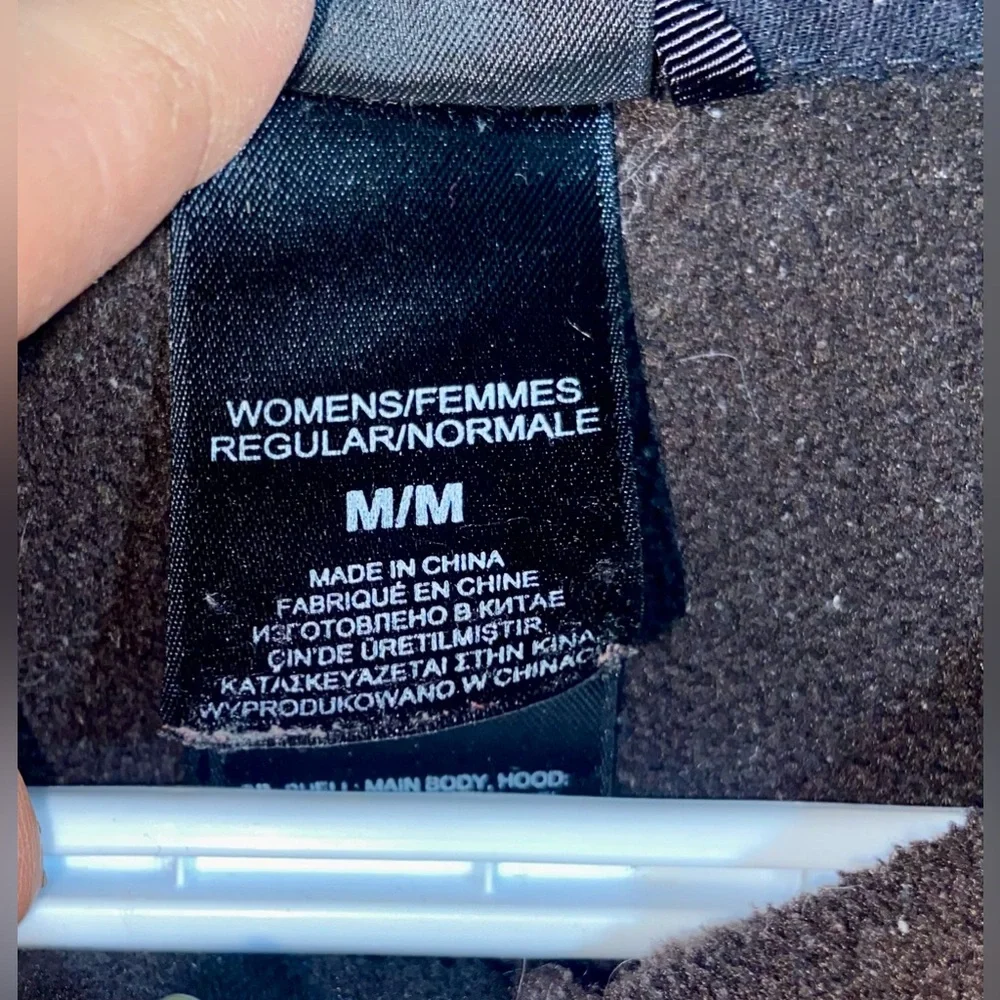 SOLD The North Face Jacket - Picture 3 of 5